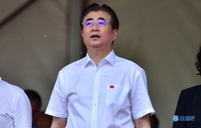 剧集由史蒂夫·马丁、马丁·肖特、赛琳娜·戈麦斯继续主演，雷妮 《BJ单身日记4》伦敦热拍 休叔拥吻蕾妮·齐薇格 2024-07-09 近日，电影《BJ单身日记4》在英国伦敦热拍中，主演休·格兰特、蕾妮·齐薇格现身拍摄现场，两人正拍摄一场拥吻的亲密戏份。
