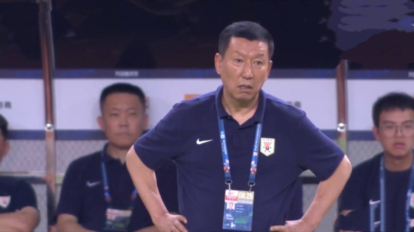 在回答观众提问时，他透露将监制胡玫的新片《丝绸公主》，讲述忽必烈的女儿的故事。