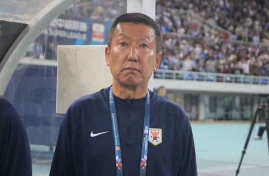 ”眼下，因为正在剧组忙着拍戏，王德顺暂时还没来得及在大银幕上感受无量仙翁的“完成体”表演，但他表示，等到一有时间，他就会买票去电影院支持。