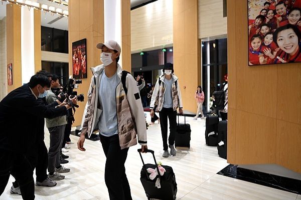 即日起，直播将面向全网同步推出，敬请锁定电影频道融媒体矩阵平台等全网播出平台。