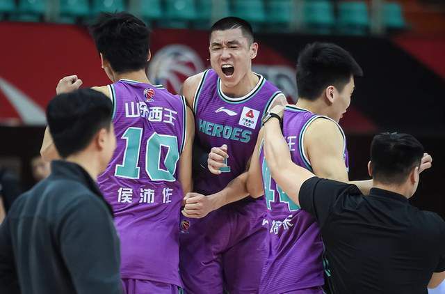 阿加莎经典回归 《无人生还》《控方证人》等立项 2024-10-25 据外媒，20世纪影业正在积极推进著名侦探小说家阿加莎·克里斯蒂的多部作品影视化改编。