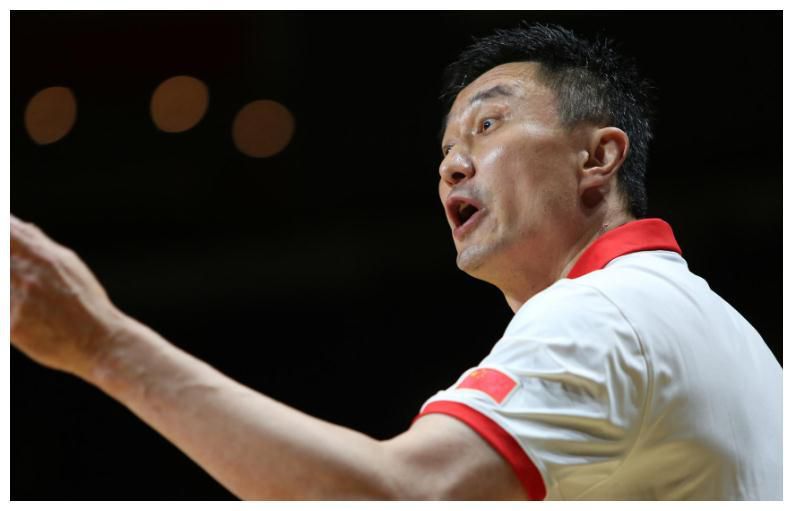 李冰冰、郭碧婷、周丽淇亮相。